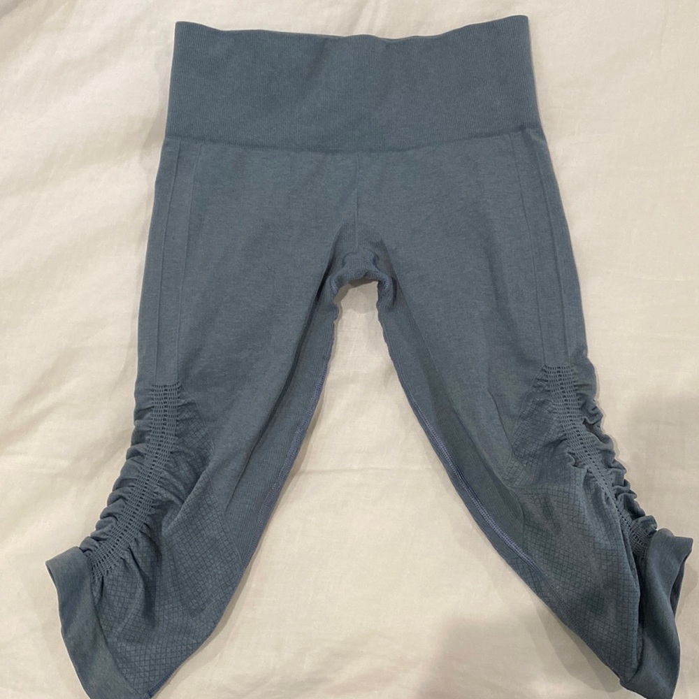 Yoga capris